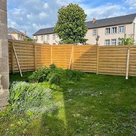 Casa de Férias Maison Côté Halle  Le Parc Saint-Flour (Cantal)